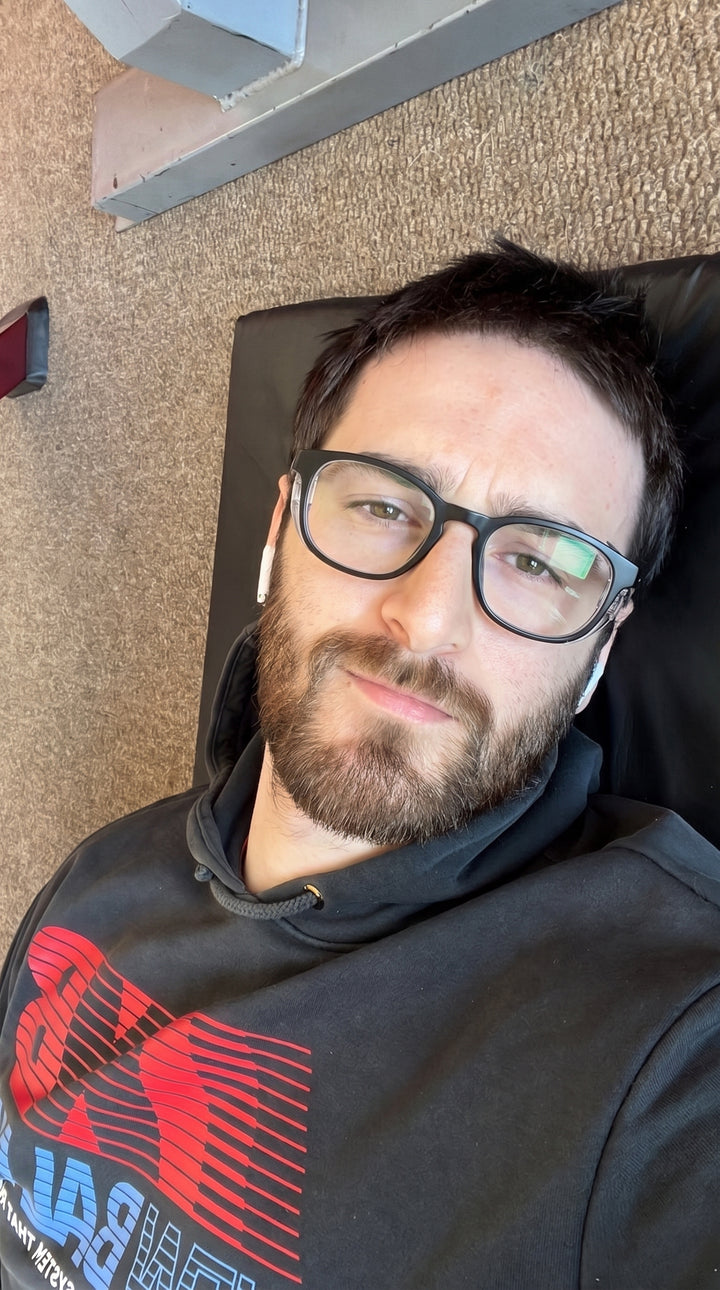 Adapt Dew customer wearing black moisture chamber glasses, real customer photo